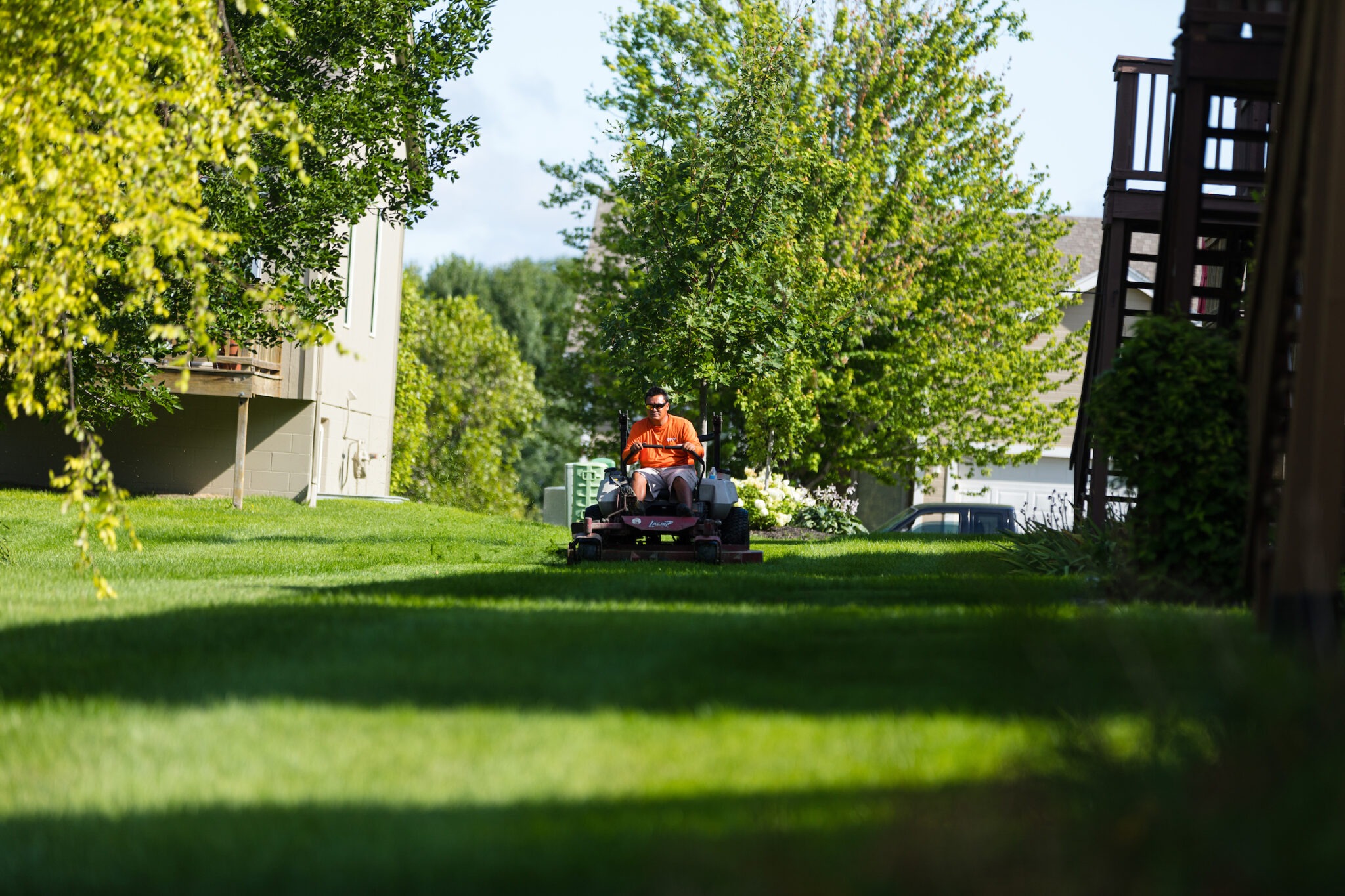 landscape-maintenance-tips-for-omaha-summers-sun-valley-landscaping